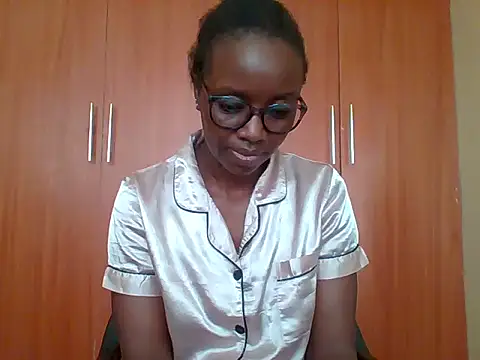 Snapshot of sexy_darleen23 chatting on 07.02.26 sexy darleen23 online show from 07.02.26