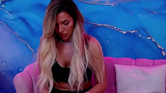 ClaraHazel online show from 03.03.25