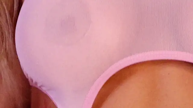 ClaraHazel online show from 10.12.25