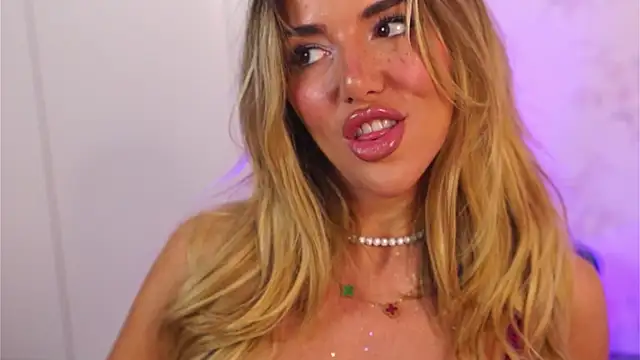 ClaraHazel online show from 11.09.25