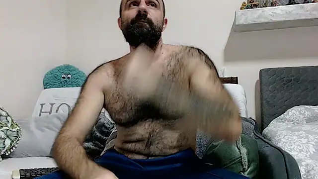 Snapshot of ivat80 chatting on 12.21.24 ivat80 online show from 12.21.24