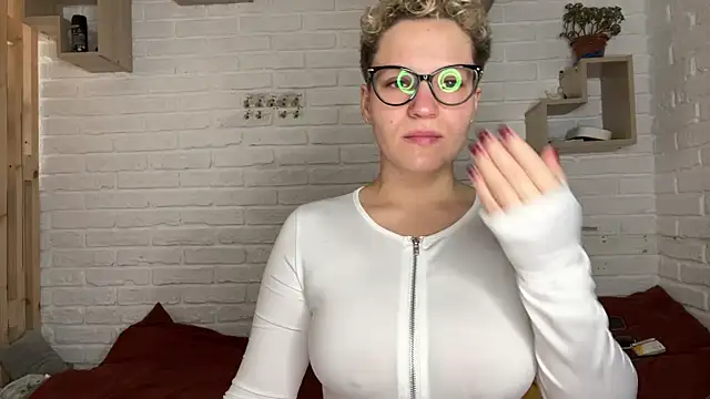 MrMrsRight online show from 11.20.25