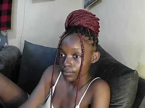 petite clara24 online show from 02.27.25