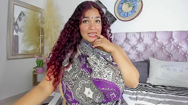 Snapshot of Darsha_Hara chatting on 07.21.26 Darsha Hara online show from 07.21.26
