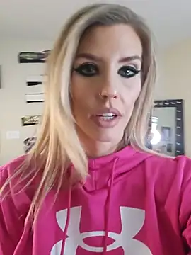 ellieconradxo online show from 08.06.26
