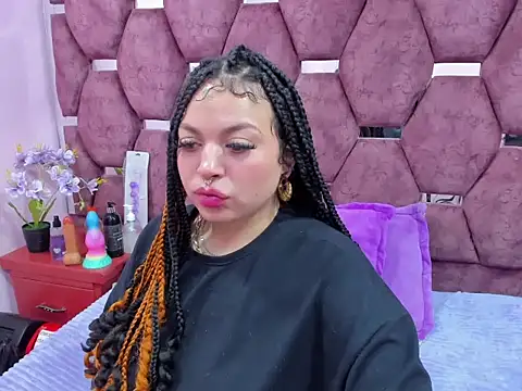 Cocoo Nuth online show from 01.06.26