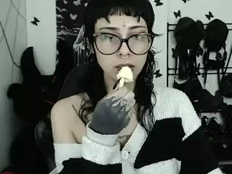 n0sferatus   online show from 02.28.26