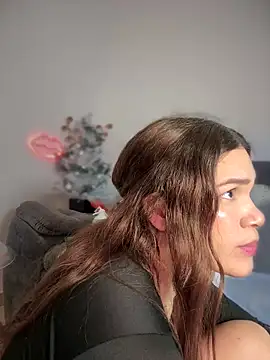 Snapshot of Zeli_66 chatting on 12.14.24 Zeli 66 online show from 12.14.24