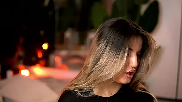 KellyMathews online show from 02.02.26