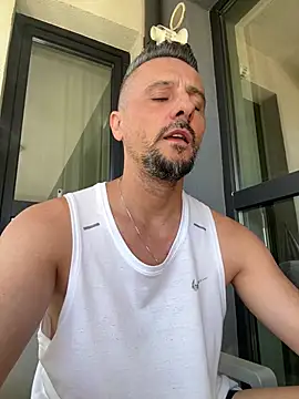 Snapshot of InsaneMattt chatting on 08.02.26 InsaneMattt online show from 08.02.26