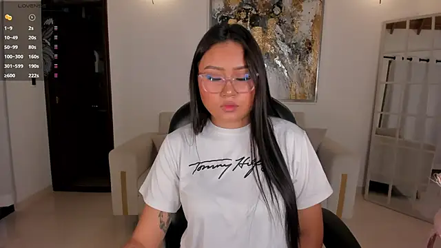 AmberLewis  online show from 11.16.25