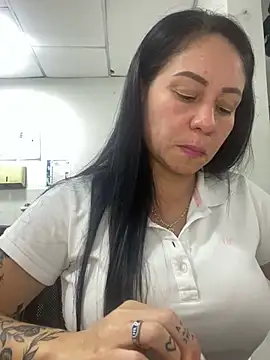 Snapshot of nurse_desi_sexlove chatting on 01.20.25 nurse desi sexlove online show from 01.20.25