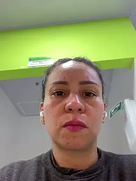 Snapshot of nurse_desi_sexlove chatting on 01.24.25 nurse desi sexlove online show from 01.24.25