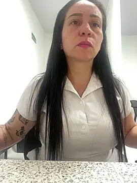 Snapshot of nurse_desi_sexlove chatting on 03.05.25 nurse desi sexlove online show from 03.05.25