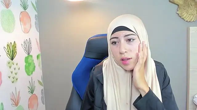 chaymae nah  online show from 12.13.24