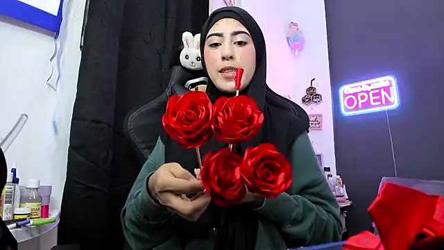 chaymae nah  online show from 04.23.26