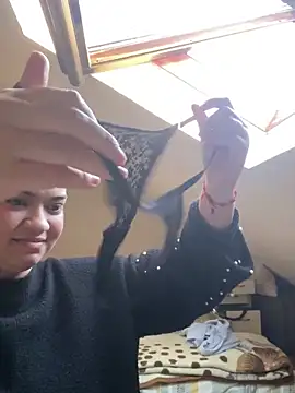 Snapshot of rafamarianoofc chatting on 02.25.25 rafamarianoofc online show from 02.25.25