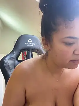 Snapshot of rafamarianoofc chatting on 03.14.25 rafamarianoofc online show from 03.14.25