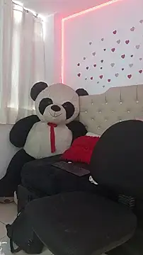 ameliefederline11 online show from 02.19.26