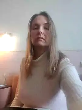 Evelina cute online show from 02.19.25