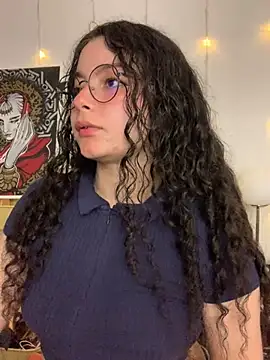 Snapshot of Antoniart_ chatting on 02.28.25 Antoniart online show from 02.28.25
