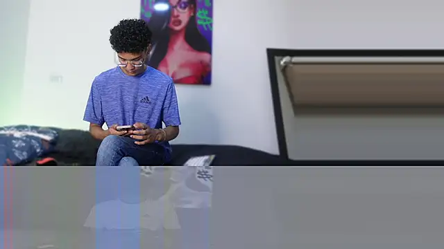 harrytwink18 online show from 12.23.24