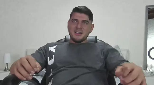 Teilor Creed online show from 02.19.25