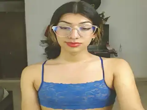 engielphoenis14 online show from 12.29.24