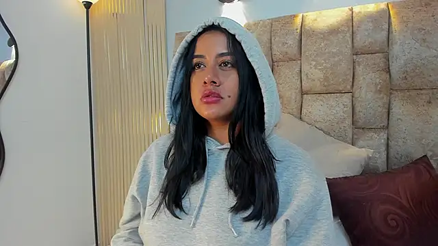 amatista  smith online show from 10.01.25