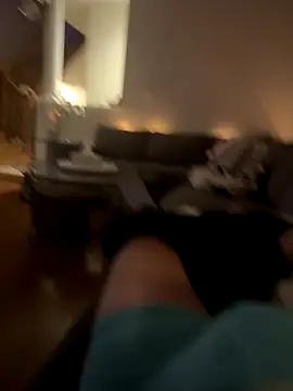 Snapshot of Bodirchetire chatting on 12.17.25 Bodirchetire online show from 12.17.25