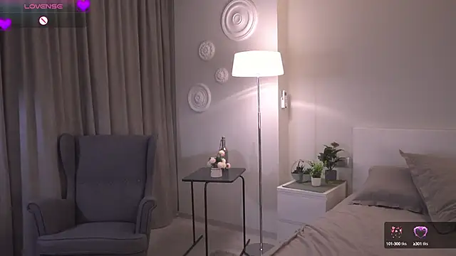 SallyReidj online show from 10.10.25