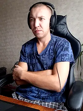 MityaXLoves online show from 11.13.25