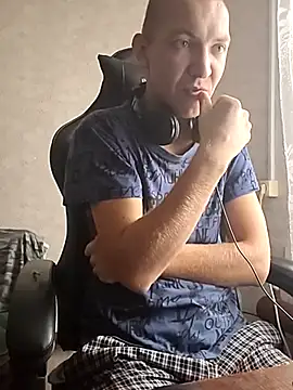 MityaXLoves online show from 11.18.25