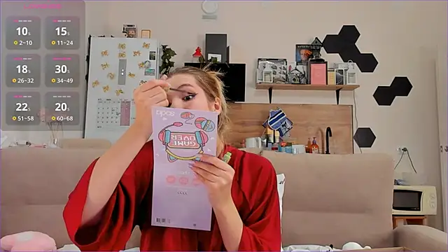 Girl alone home online show from 11.05.25