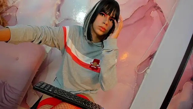 Snapshot of Tiff_Valentine chatting on 02.22.25 Tiff Valentine online show from 02.22.25