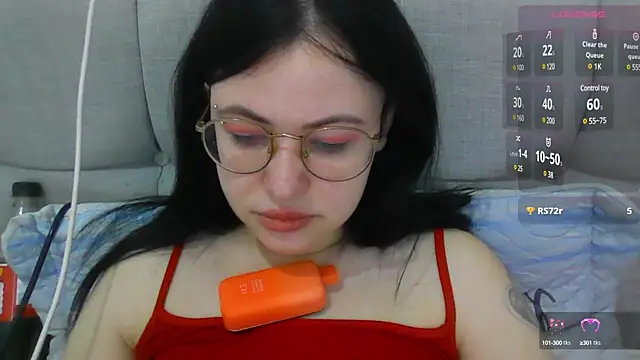 Snapshot of German_Eva chatting on 01.24.25 German Eva online show from 01.24.25