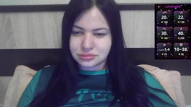 Snapshot of German_Eva chatting on 11.25.25 German Eva online show from 11.25.25