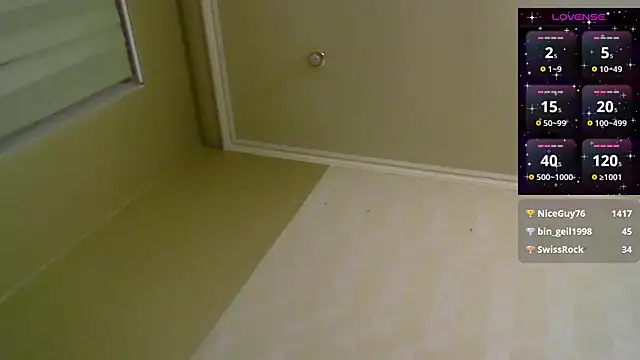 Snapshot of German_Eva chatting on 12.16.25 German Eva online show from 12.16.25