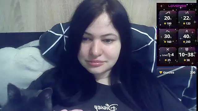 Snapshot of German_Eva chatting on 04.13.26 German Eva online show from 04.13.26