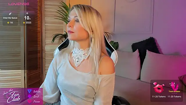 Gloria Lovely online show from 12.16.24