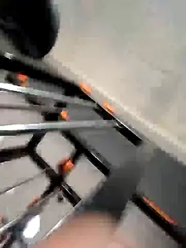 Snapshot of puak6666 chatting on 03.21.25 puak6666 online show from 03.21.25