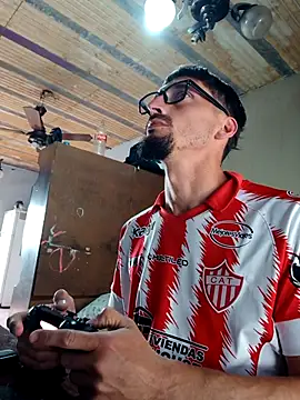 Snapshot of puak6666 chatting on 09.23.25 puak6666 online show from 09.23.25