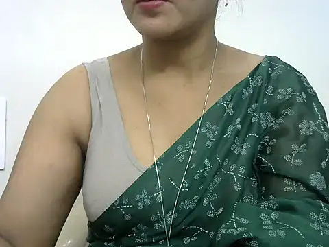Snapshot of rashmika_reddy chatting on 05.24.26 rashmika reddy online show from 05.24.26