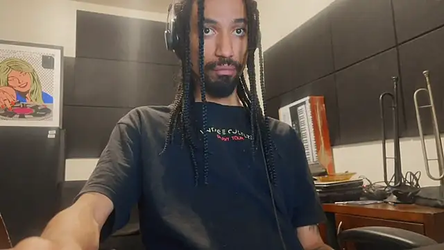 Snapshot of hotcamboy420 chatting on 07.29.26 hotcamboy420 online show from 07.29.26