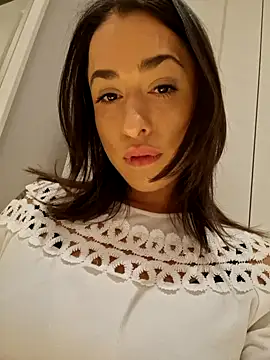 Snapshot of LydiaMaus96 chatting on 11.14.25 LydiaMaus96 online show from 11.14.25