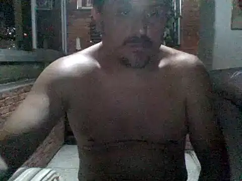 Snapshot of italovene chatting on 02.28.25 italovene online show from 02.28.25