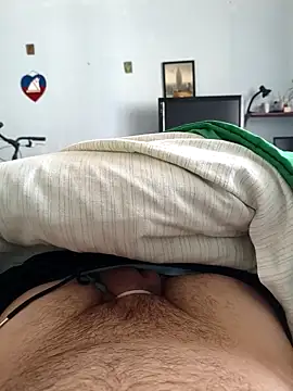 Snapshot of italovene chatting on 11.11.25 italovene online show from 11.11.25