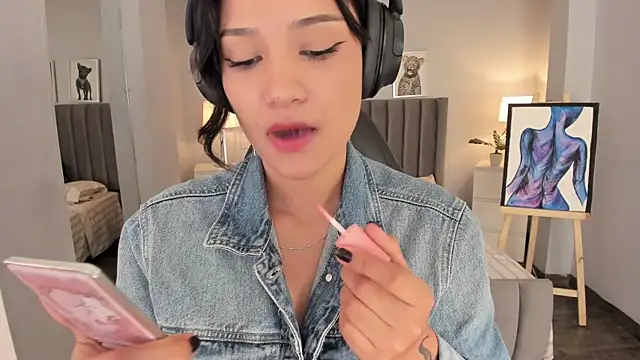 renee shelby  online show from 12.03.24