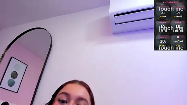 Snapshot of Anniee_boobs chatting on 05.18.26 Anniee boobs online show from 05.18.26