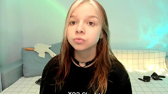 crystal lilith online show from 12.07.24